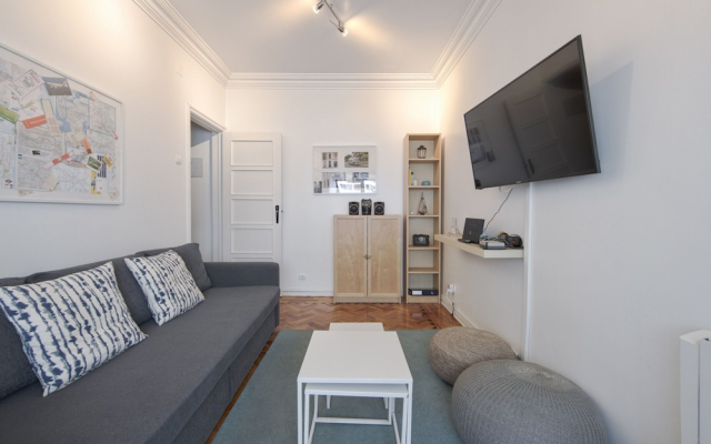 Arroios Central Apartment by Homing