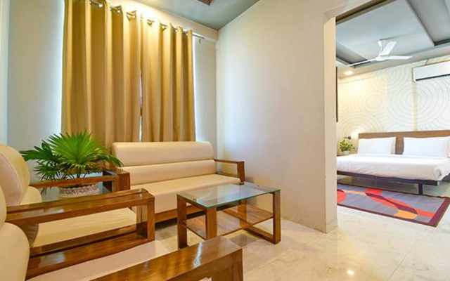 Fabhotel Manomay Homes