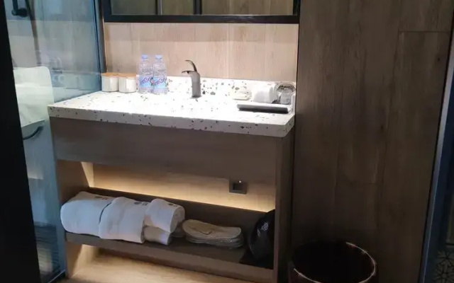 Jiangmen Opus Hotel