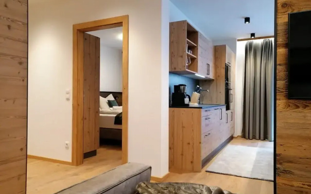 Lovely Apartment With Mountain Views