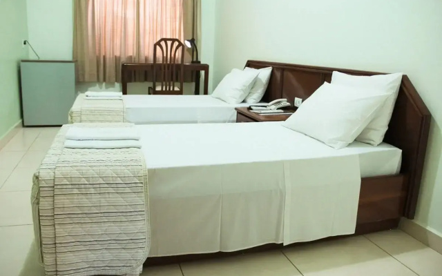 Italian Palace Hotel