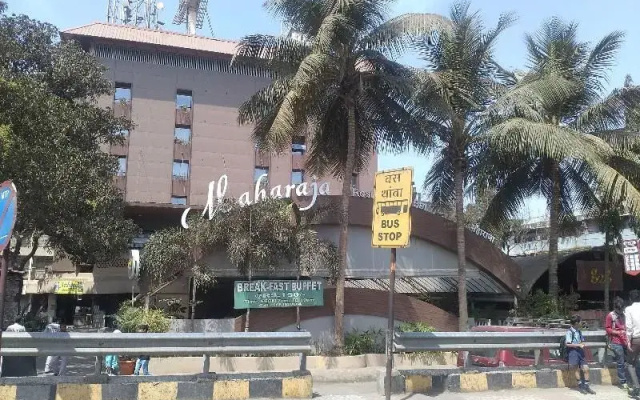 Oyo 618 Maharaja Hotel
