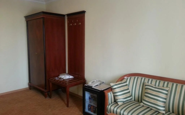 Karvansaray Hotel