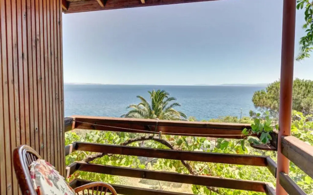 Assos Terrace Hotel