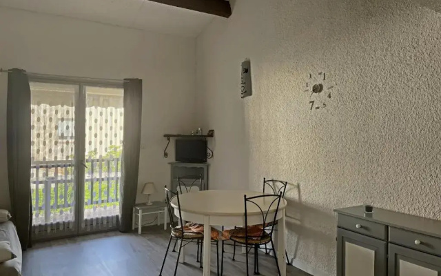 Appartement Saintes-Maries-de-la-Mer, 2 pièces, 4 personnes - FR-1-475-79
