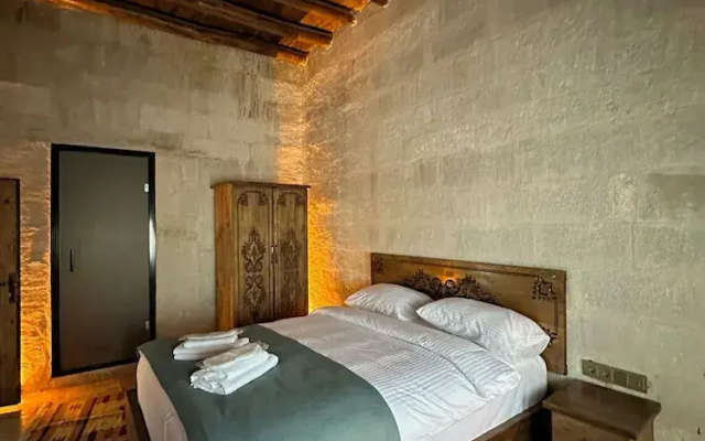 Kayaharman Cave Suites