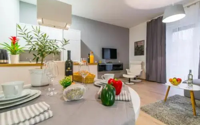Polai Center Apartments