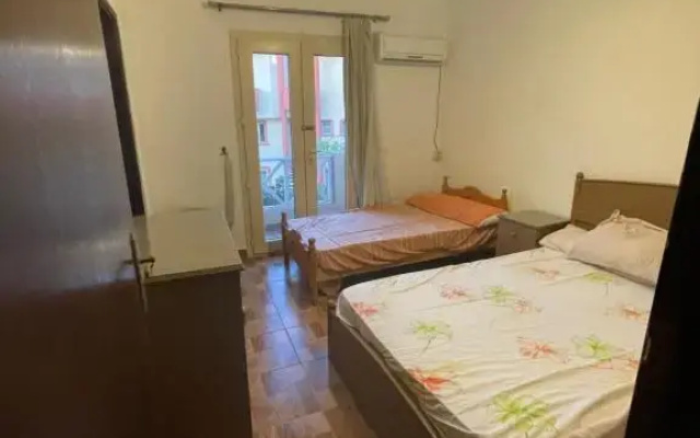 Cheerful 3-bedroom Villa With 6 Pools