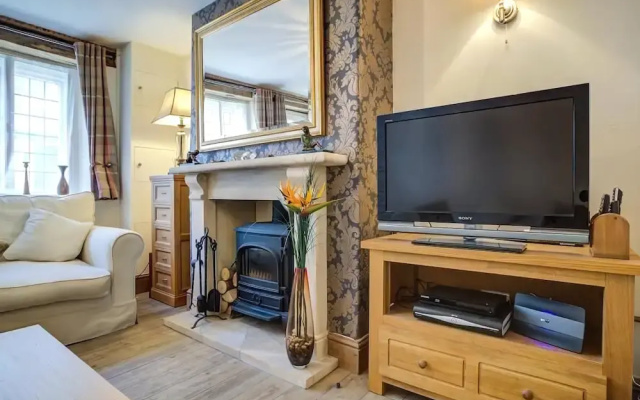 Aelia Cottage, Cirencester