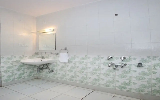 OYO 9710 Home Hill View 2BHK Kasumpti