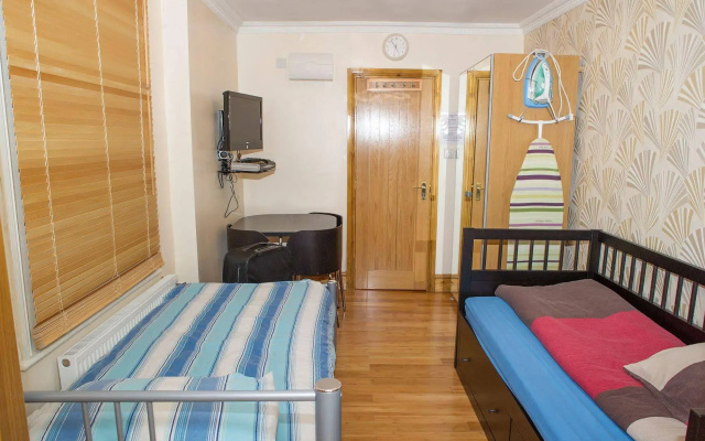 Beaconsfield Apartments