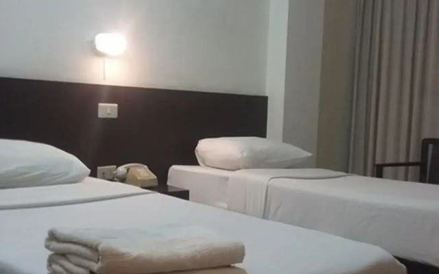 Paradorn Inn