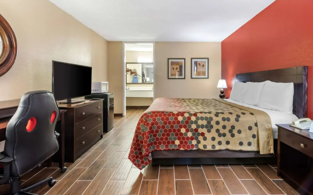Clarion Inn Brunswick
