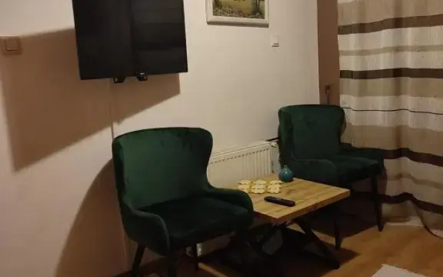 Pokoje Dębowa