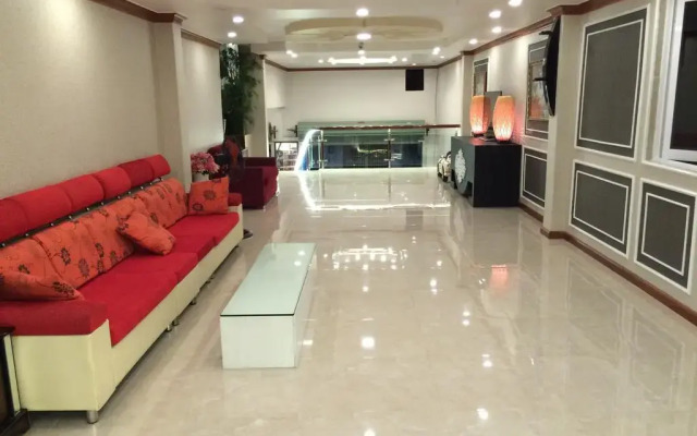 Phu Qui Hotel