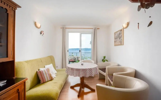 Nice Apartment in Pisak With 3 Bedrooms and Wifi