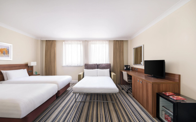Holiday Inn Glasgow East Kilbride by IHG