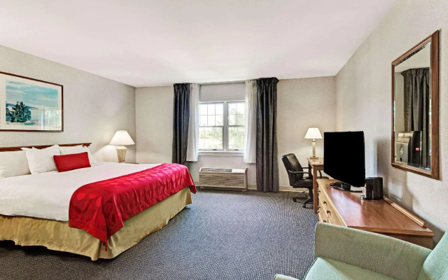Saco Bay Hotel