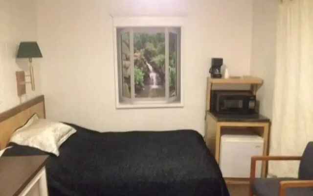Comfort Green Motel
