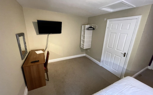 Cadmore Lodge Hotel