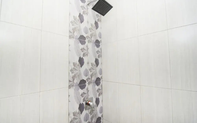 Edelweiss Residence Syariah by OYO Rooms
