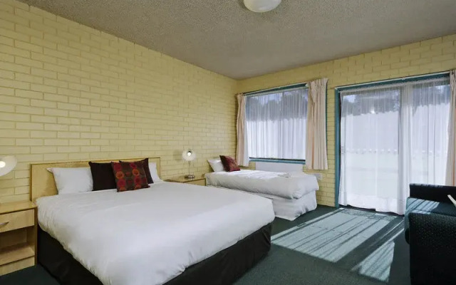 ibis Styles Sale