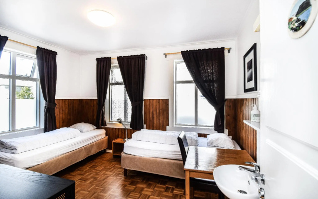 Guesthouse Aurora