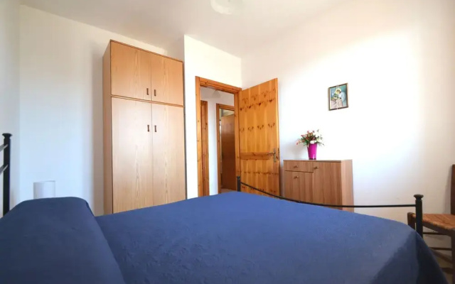 Air-conditioned Yoko Holiday Home for 5 Guests