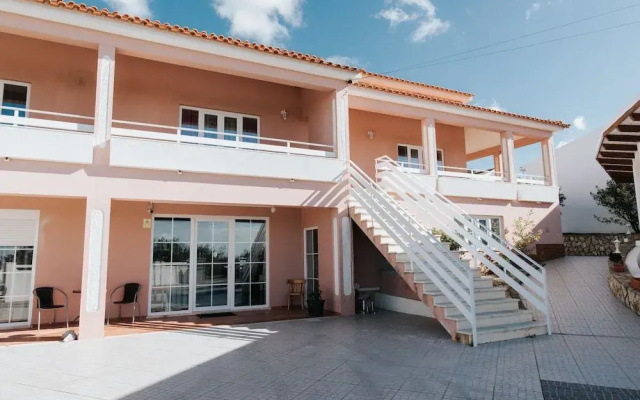 O House Ericeira Hills