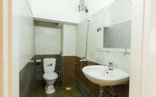 Oyo 569 Z Hotel