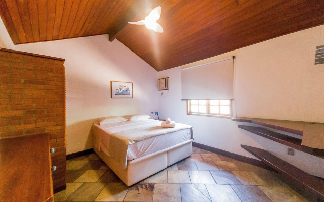 Belíssima Casa A 600 M Da Praia De Manguinhos Go