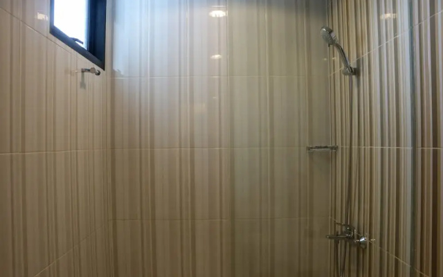 Spacious And Comfort 3Br Apartment At Simprug Park Residences