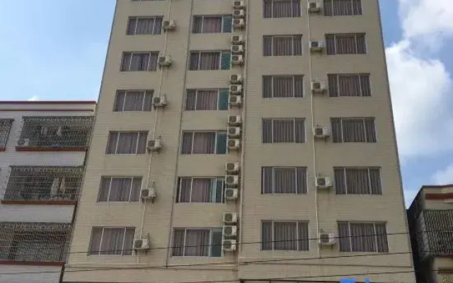 Maoming Junyue Business Hotel Renmin Avenue