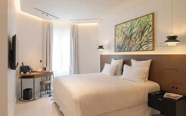 Hotel Le Chateau Rose