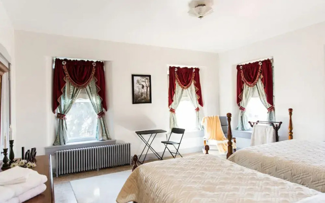 Red Rose Bed & Breakfast
