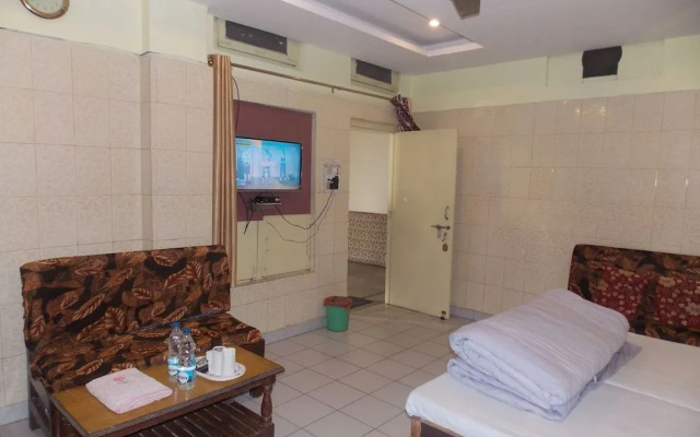 Hotel Roopam Dudhwa