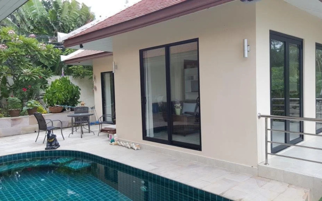 Baan Sanom