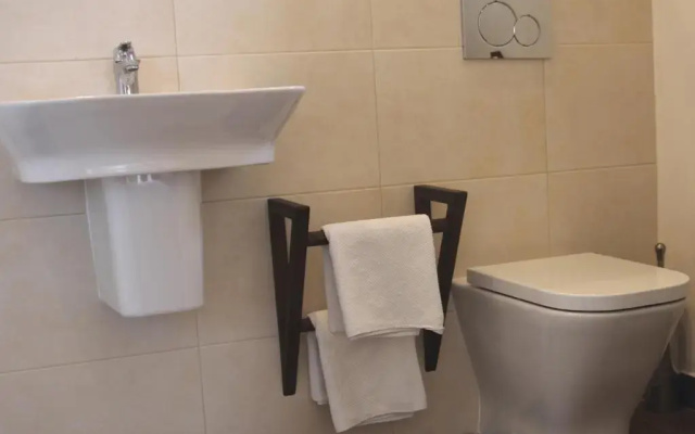 Hostal Avalon