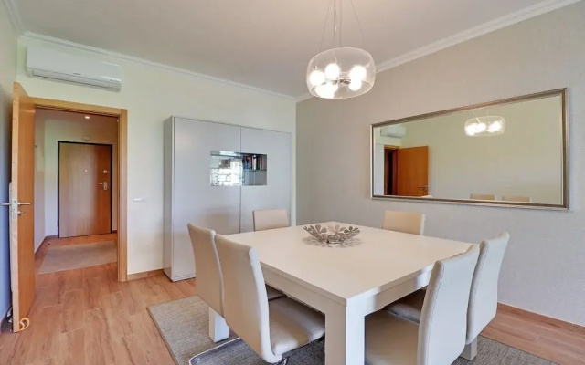 Albufeira Paradise with Pool by Homing