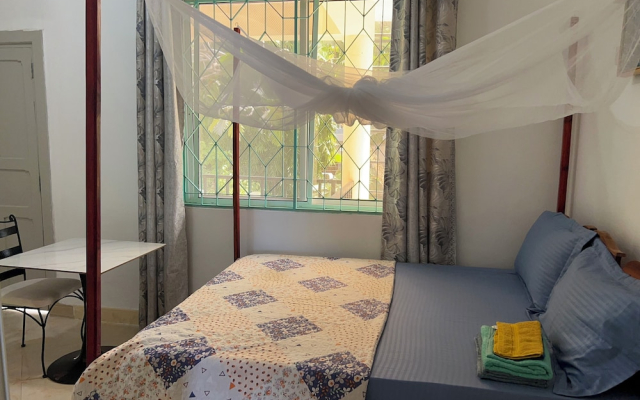 Mango Beach Hotel