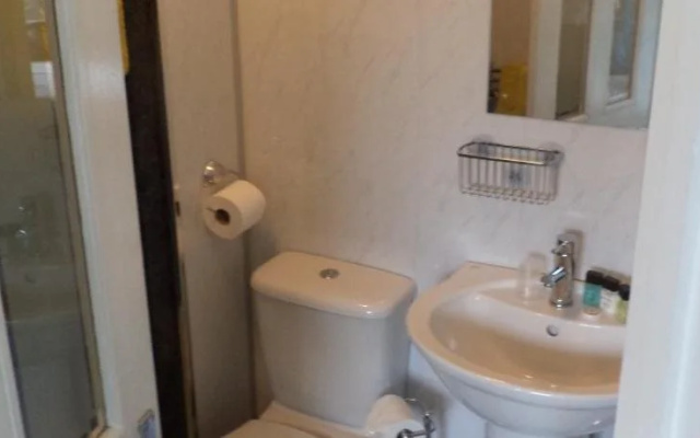 Cooks Quarters