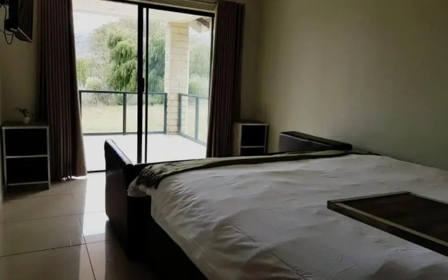 8sIndoor heated pool4 bedroom villaGreat view
