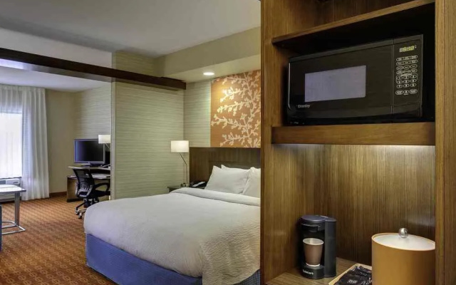 Fairfield Inn & Suites Lincoln Southeast
