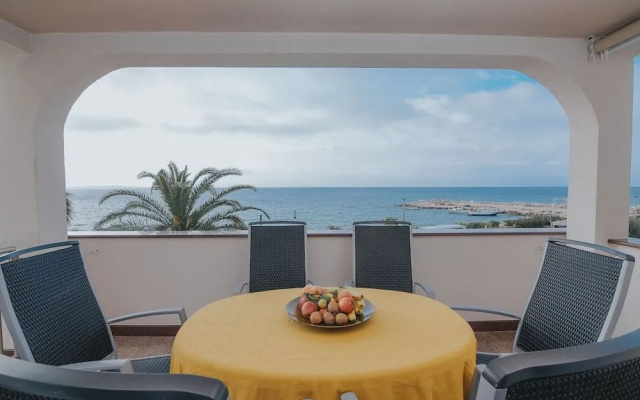 Pool Apartments Tolo