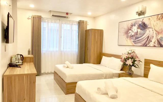 Louis Hotel - Bui Vien Walking Street