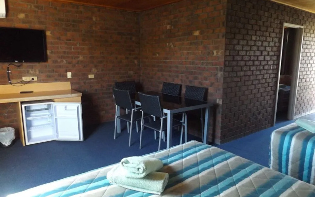 Rivergum Motel