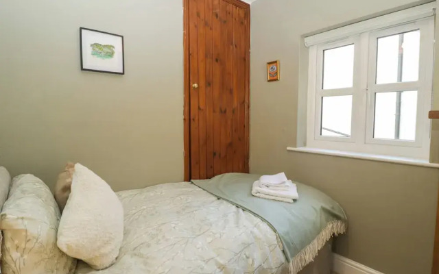 Holly Cottage