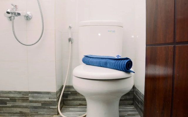 Affordable Room at Guesthouse Galuh Mas