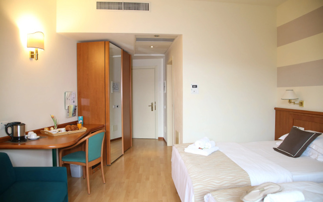 Phi Hotel Emilia