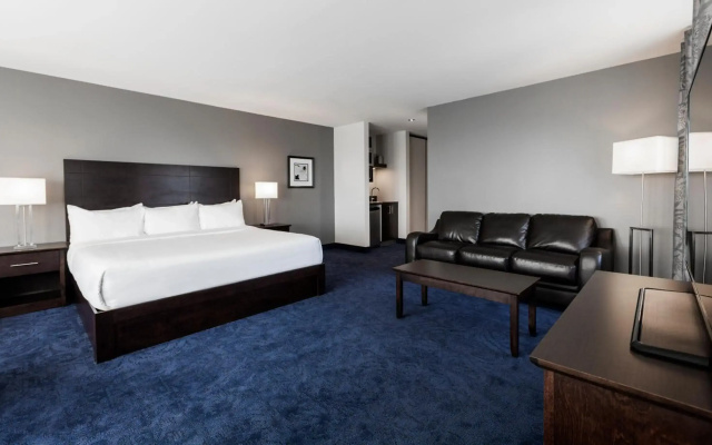 Imperia Hotel and Suites